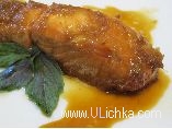 Fish. Salmon with honey-soy sauce.